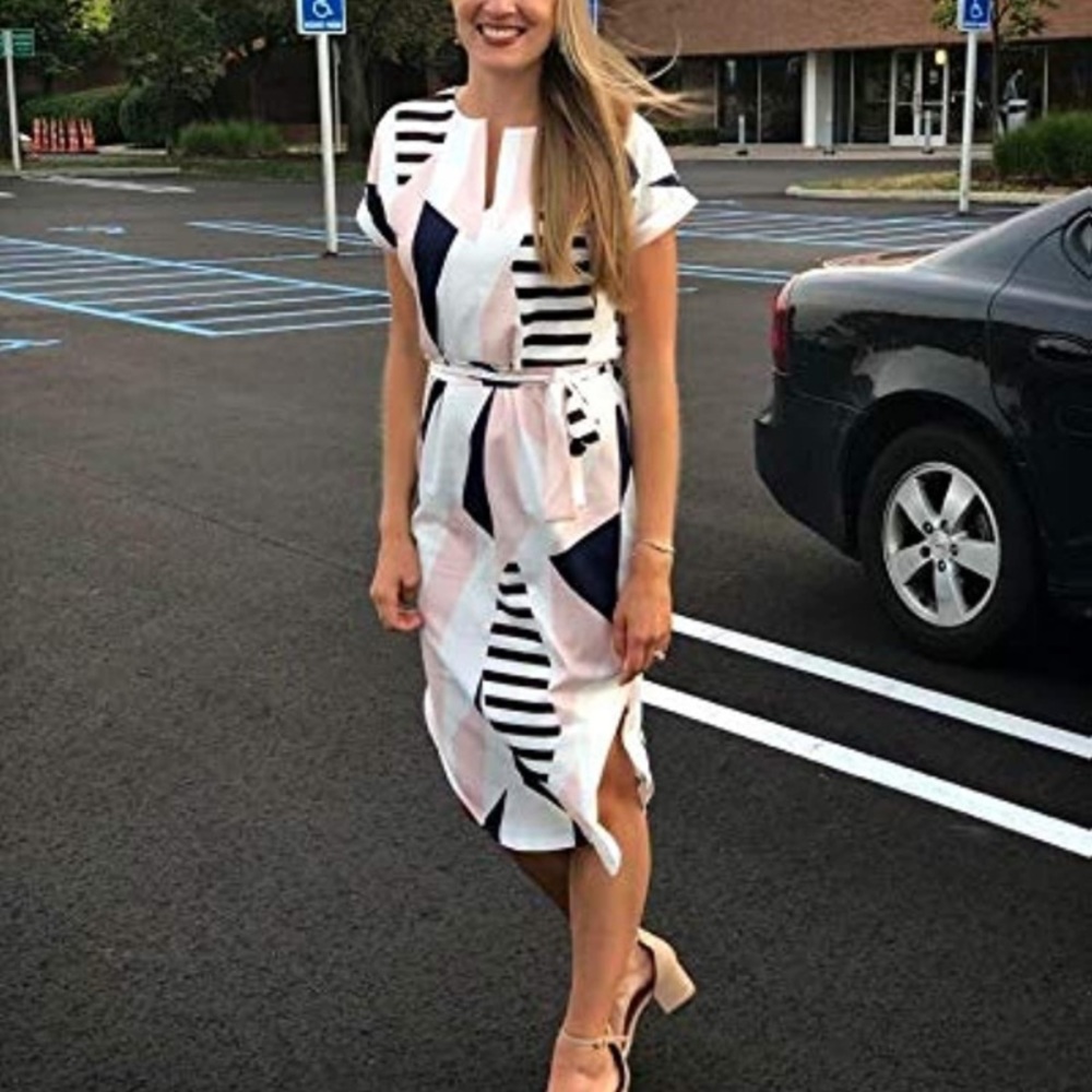 Short sleeve belted geometric dress